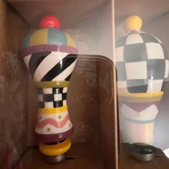 MacKenzie-Childs NIB whimsical, stainless and dolomite Jubilee Spreaders, Set/4 - Picture 5 of 9